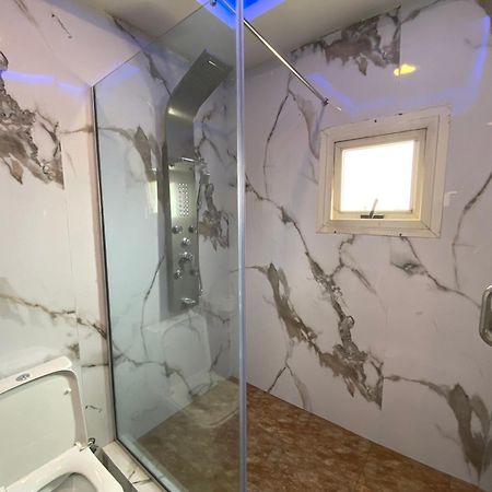 Presken Hotel @Oniru Лаґос Екстер'єр фото