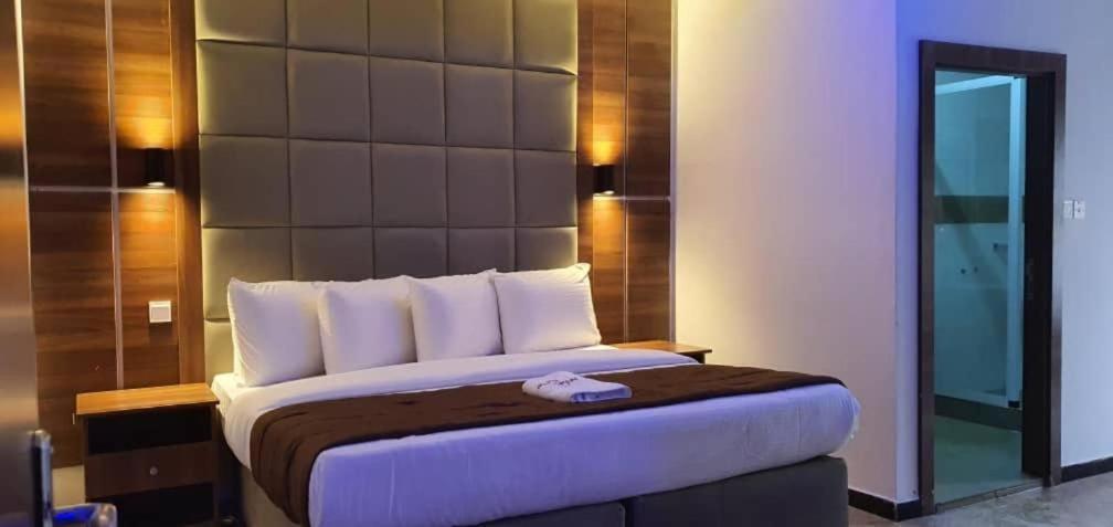 Presken Hotel @Oniru Лаґос Екстер'єр фото